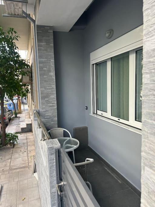Luxury Apt 5Min To Metro Nikaia Piraeus Exterior photo